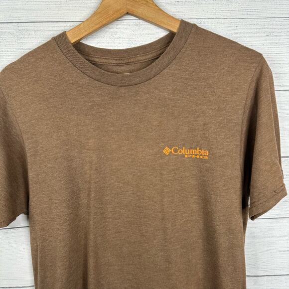 Columbia PHG Mens size Small Short Sleeve Graphic Hunting Tshirt Brown Hunting - Picture 3 of 8
